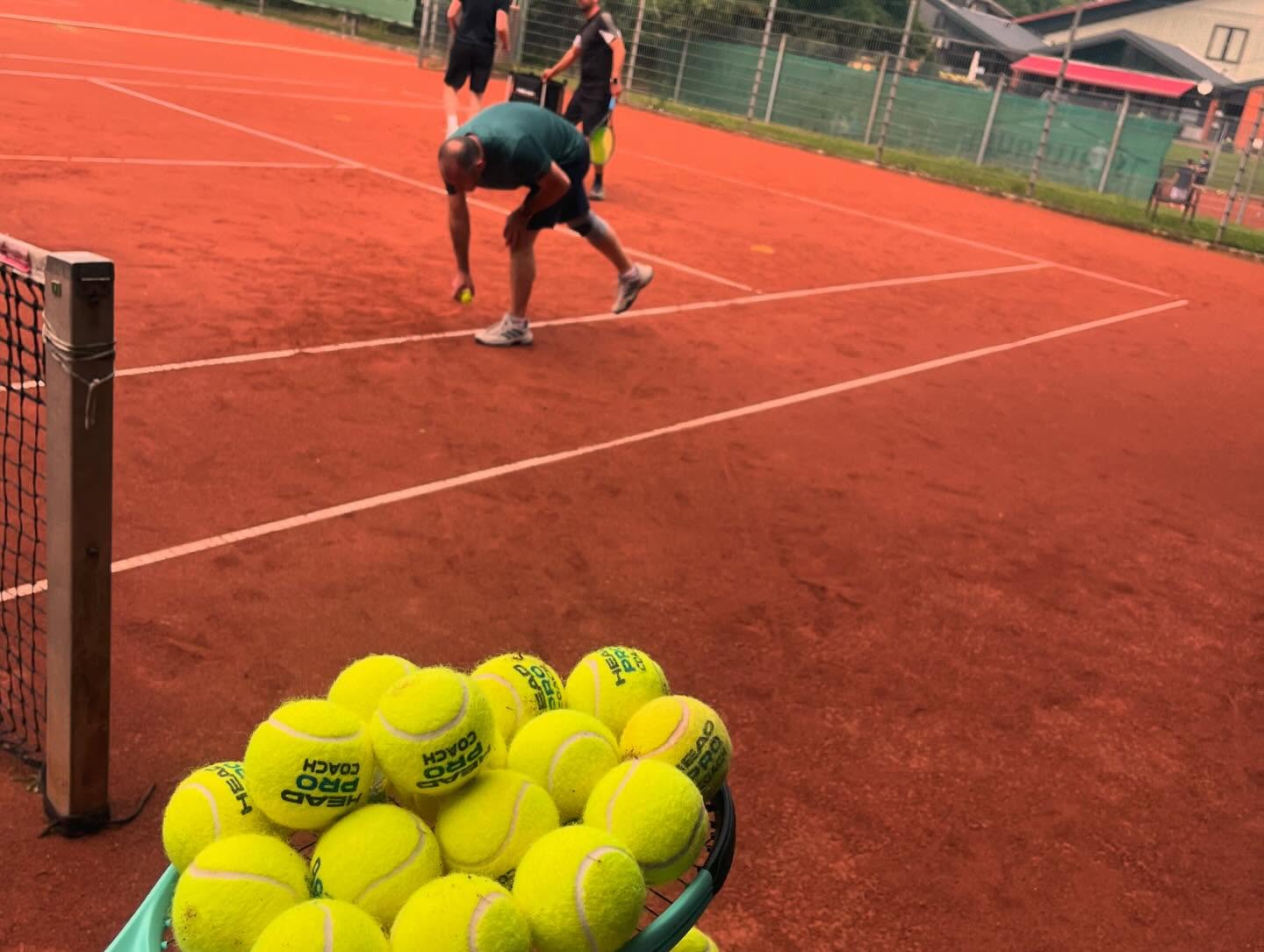 Tennistraining auf der Anlage des TSC Troisdorf